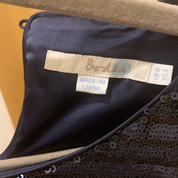 2/$30!!!  Boden WA539 Perfect Party Sequin Top NWOT Sz 4 - Picture 2 of 4